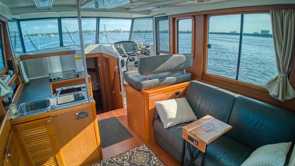 Beneteau Swift Trawler 34 image