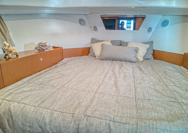 Beneteau Swift Trawler 34 image