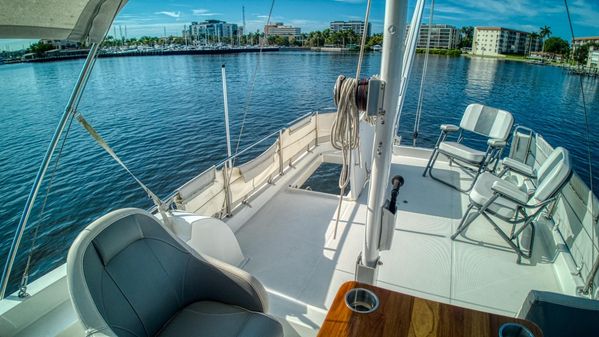 Beneteau Swift Trawler 34 image