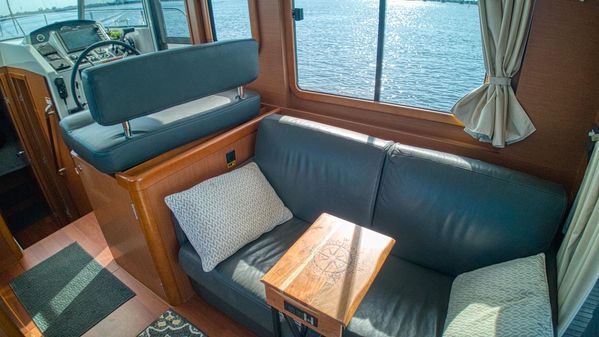 Beneteau Swift Trawler 34 image