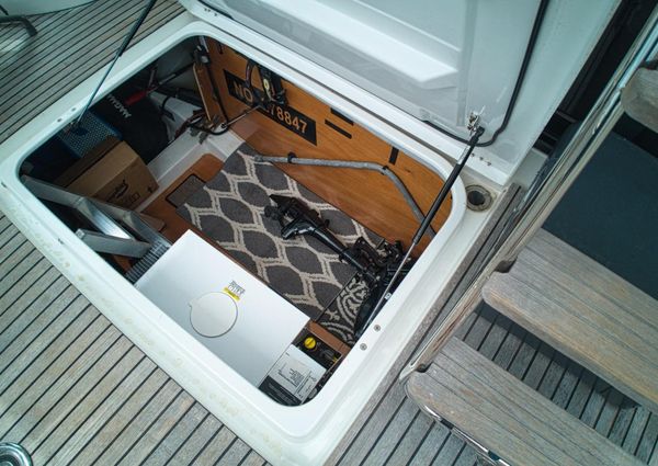 Beneteau Swift Trawler 34 image