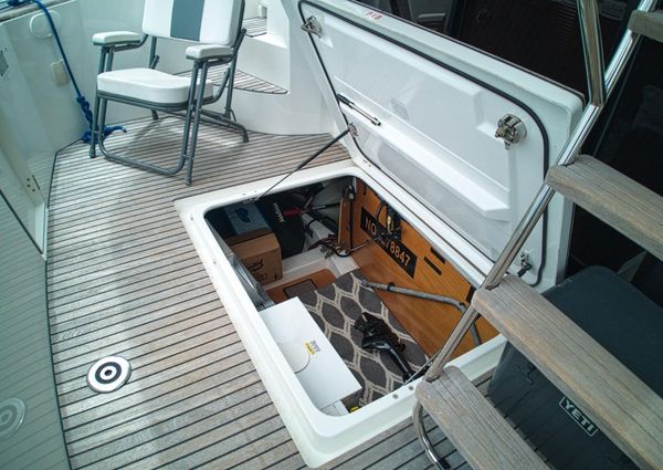 Beneteau Swift Trawler 34 image