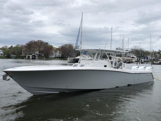 Invincible 42 Center Cabin - On Order - main image