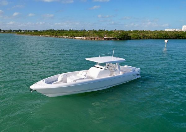 Intrepid 427 Nomad FE image