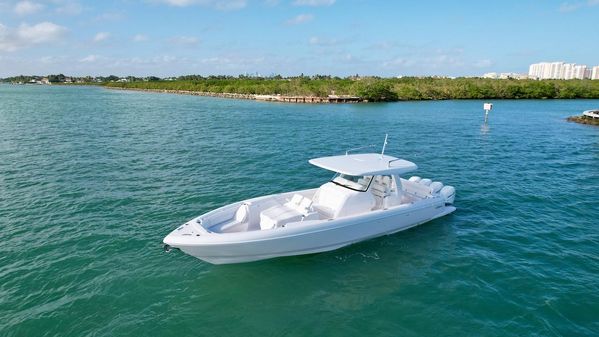 Intrepid 427 Nomad FE image
