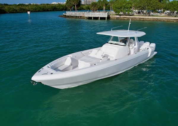 Intrepid 427 Nomad FE image