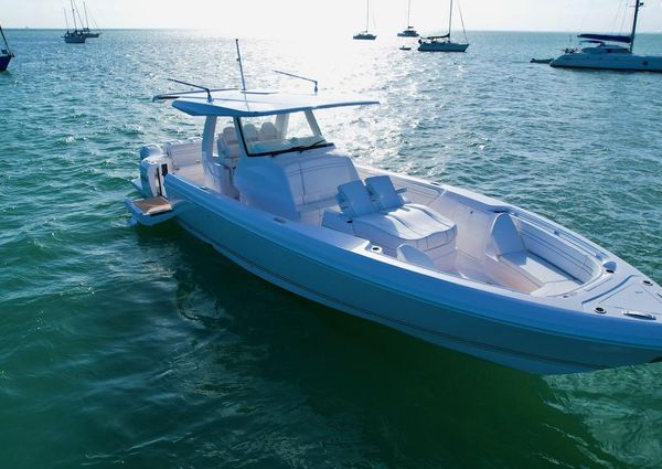 Intrepid 427 Nomad FE image