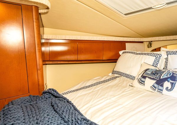 Sea Ray 44 Sundancer image