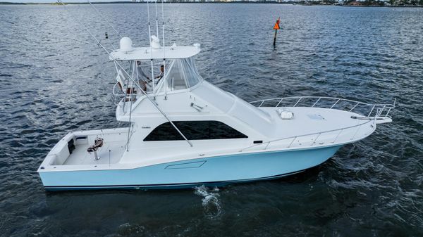 Cabo 47 Flybridge Sportfisher