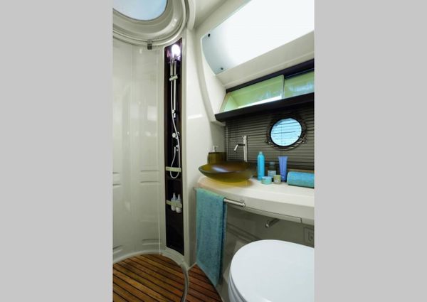 Azimut 38 Fly image