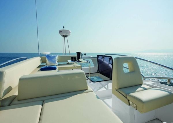 Azimut 38 Fly image