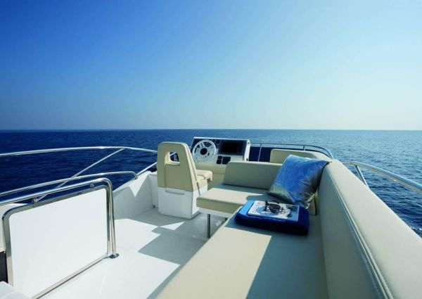 Azimut 38 Fly image