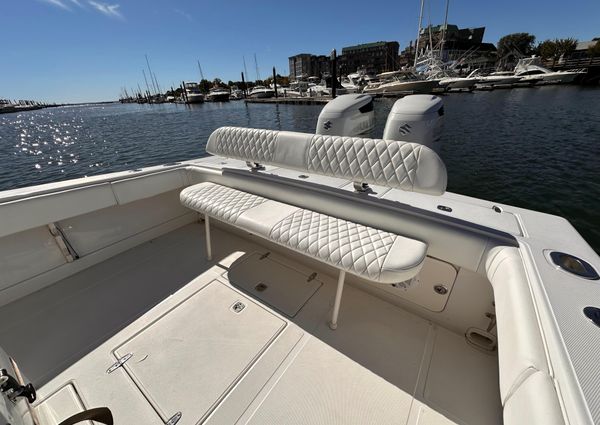 Jupiter 31 Center Console image