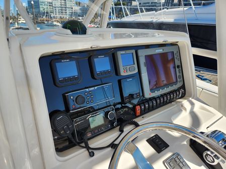 Jupiter 31 Center Console image