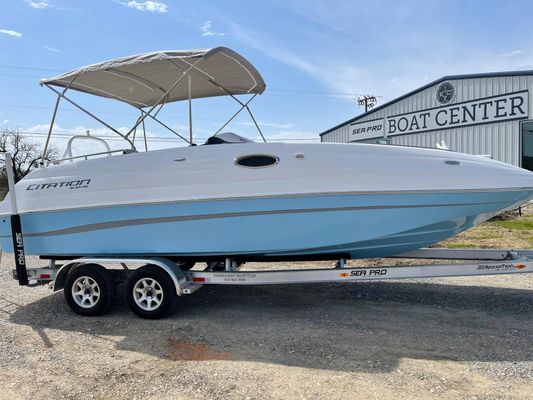 Sea Pro Citation 2400 - main image