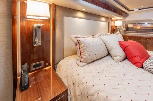 Viking 72 Convertible image