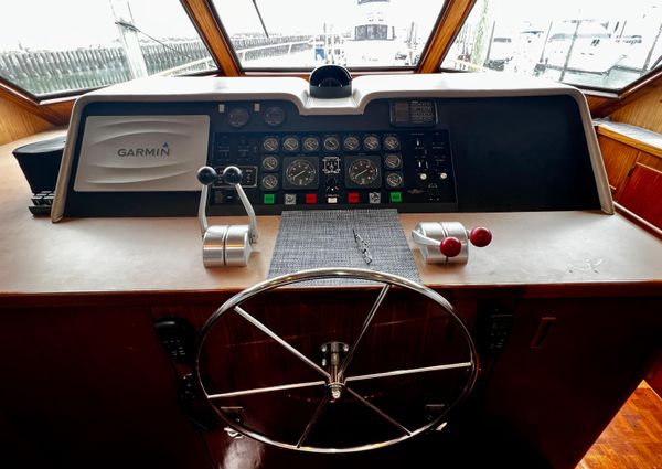 Hatteras 67 Cockpit Motor Yacht image
