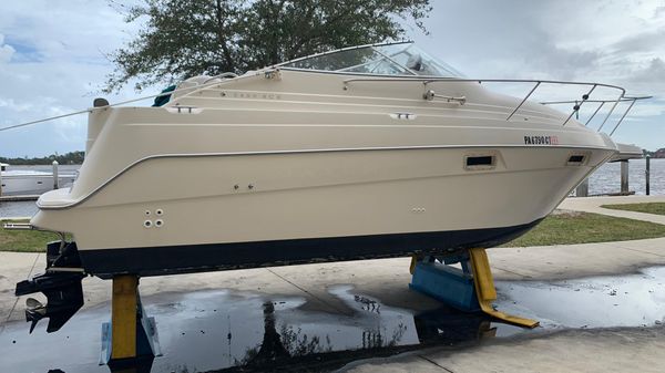 Maxum 2400 SCR