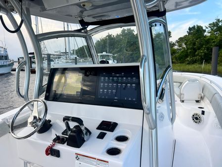 Sportsman Open 312 Center Console image