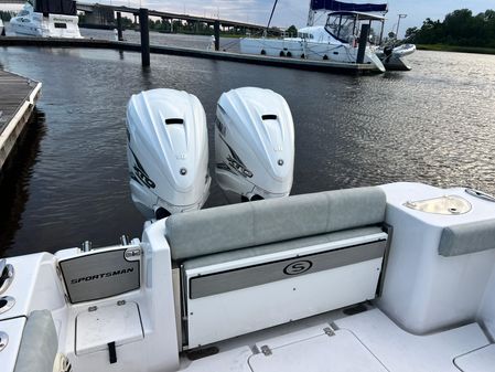 Sportsman Open 312 Center Console image