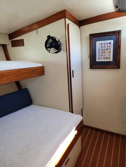 Deerfoot 72 Ketch image