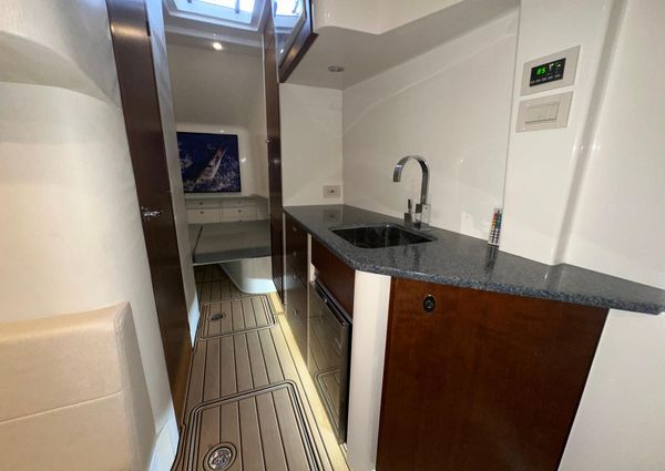 SeaVee 43 Fish-Around image