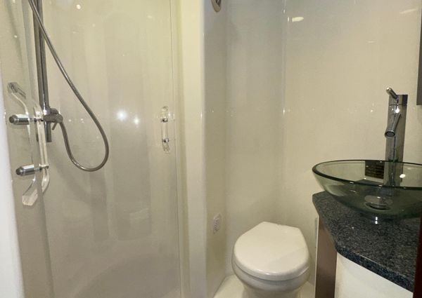 SeaVee 43 Fish-Around image