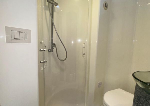 SeaVee 43 Fish-Around image