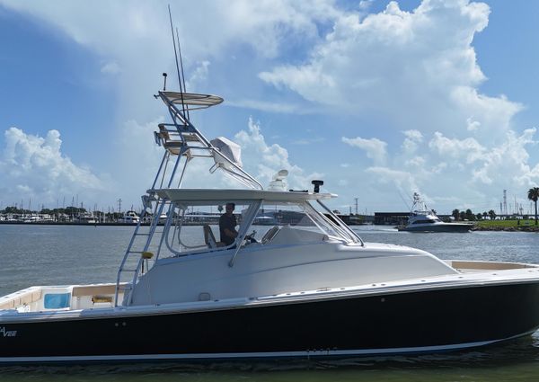 SeaVee 43 Fish-Around image