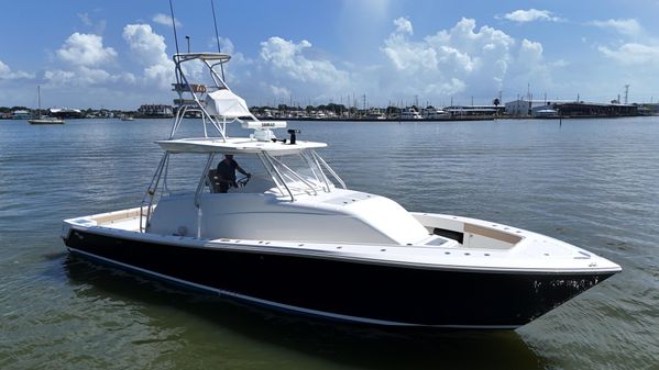 SeaVee 43 Fish-Around image