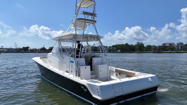 SeaVee 43 Fish-Around image