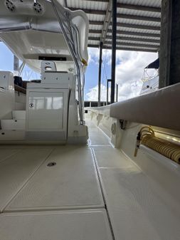 SeaVee 43 Fish-Around image