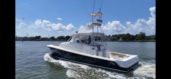 SeaVee 43 Fish-Around image