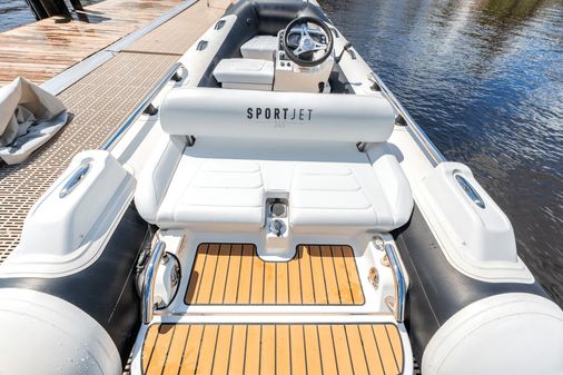 Galeon 550 Fly image