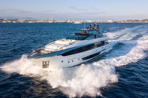 Riva 110' Dolcevita image