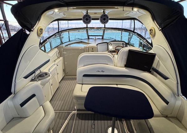 Sea Ray 38 Sundancer image