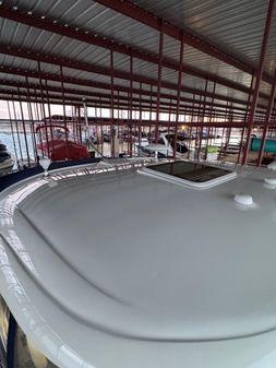 Sea Ray 38 Sundancer image