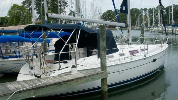 Hunter 36