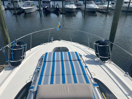 Sea Ray 350 Sundancer image