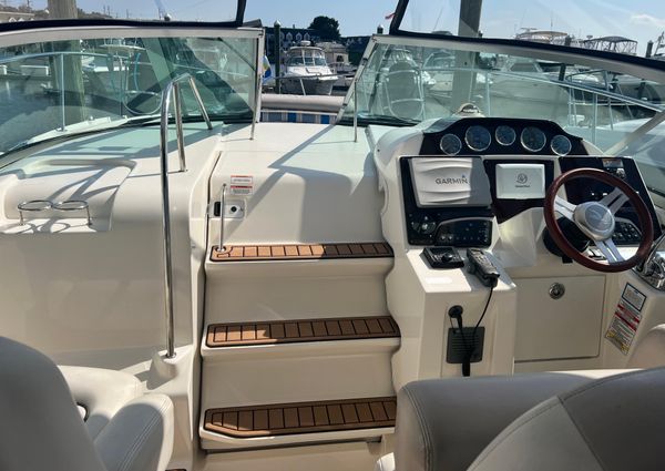 Sea Ray 350 Sundancer image