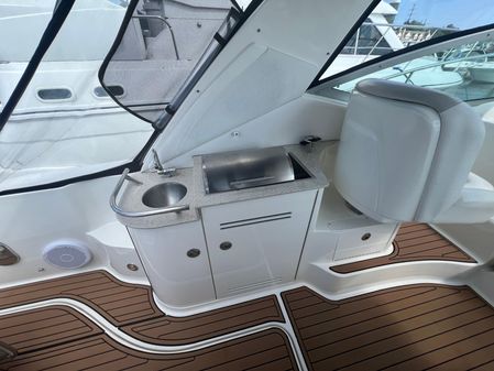 Sea Ray 350 Sundancer image