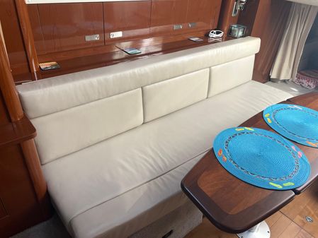 Sea Ray 350 Sundancer image