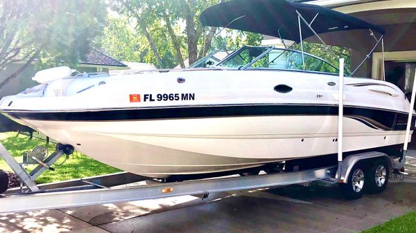 Chaparral 274 SUNESTA
