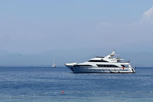 Benetti Classic 115 image