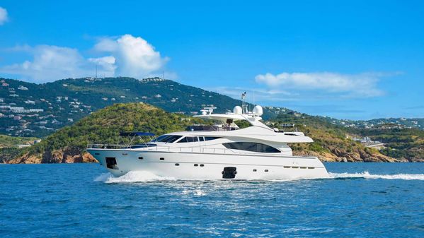 Ferretti Yachts 881 image