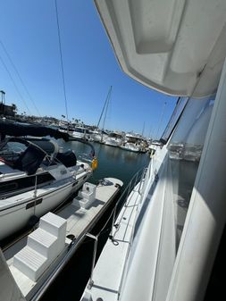 Carver 356 Aft Cabin Motor Yacht image