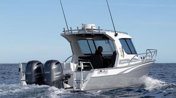 Extreme Boats 915 Walk Around