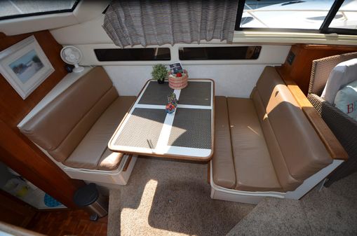 Carver 33-AFT-CABIN image