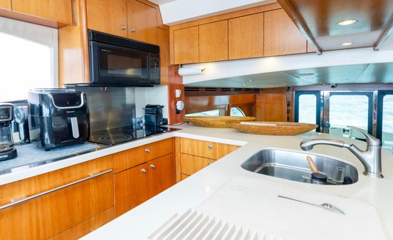 Hatteras 64 Motor Yacht image