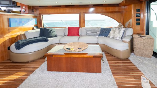 Hatteras 64 Motor Yacht image